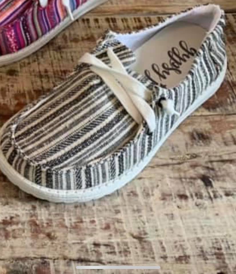 Gypsy Jazz Black White Chaska – Boutique - Main Image