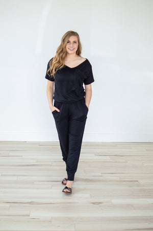 Black V-neck Jumper