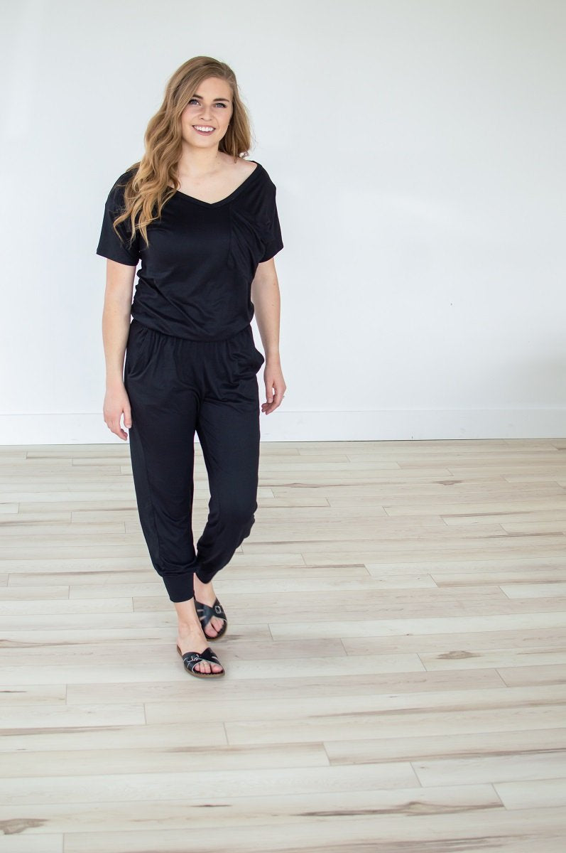 Black V-neck Jumper