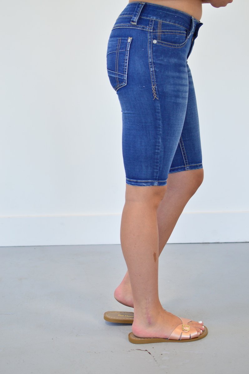Brandi Bermudas | Non- Distressed