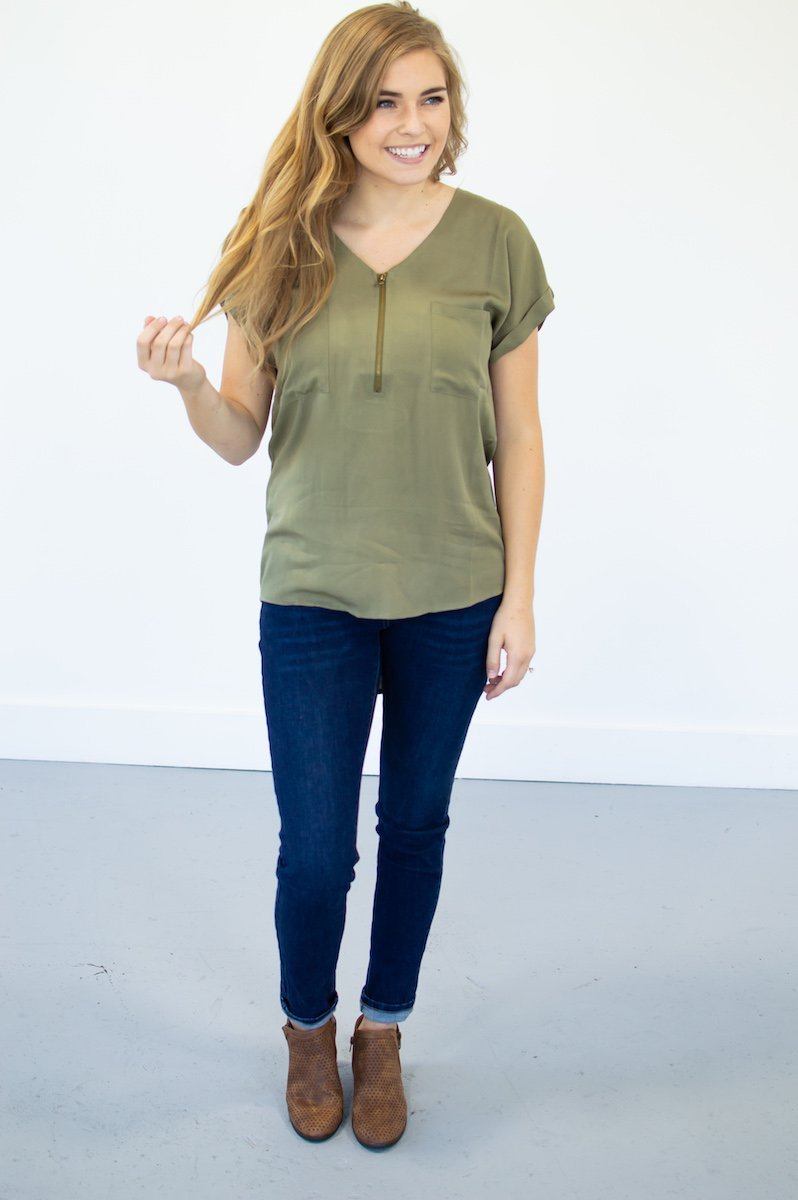 Classic Zipper Tee | Olive