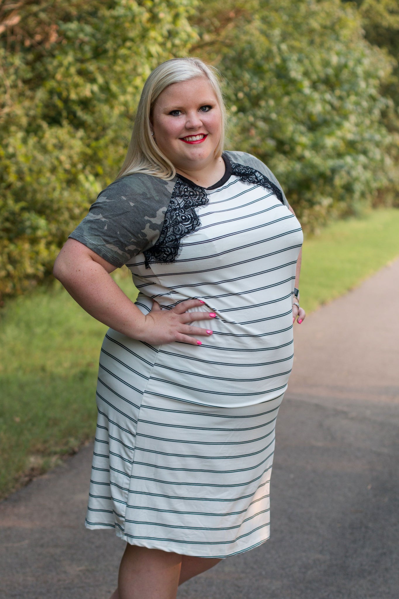 Little Bit of Lace Dress | Camo