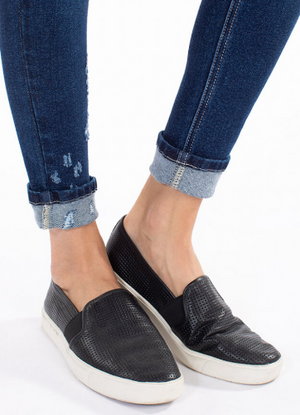 Julie High Rise Distressed KanCan Jeans